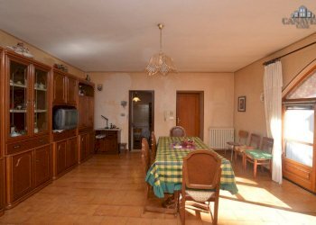 sala - Quadrilocale piazza Azario, 3, Cuorgnè - foto 5