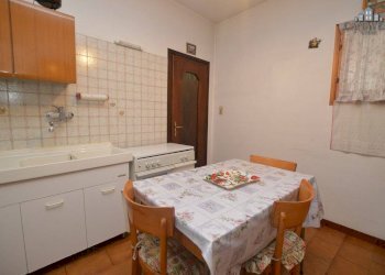 cucina - Quadrilocale piazza Azario, 3, Cuorgnè - foto 10