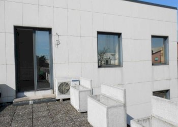 DSCN0094 - Locale Commerciale strada provinciale Strada Provinciale 415 Paullese, 19, Madignano - foto 4