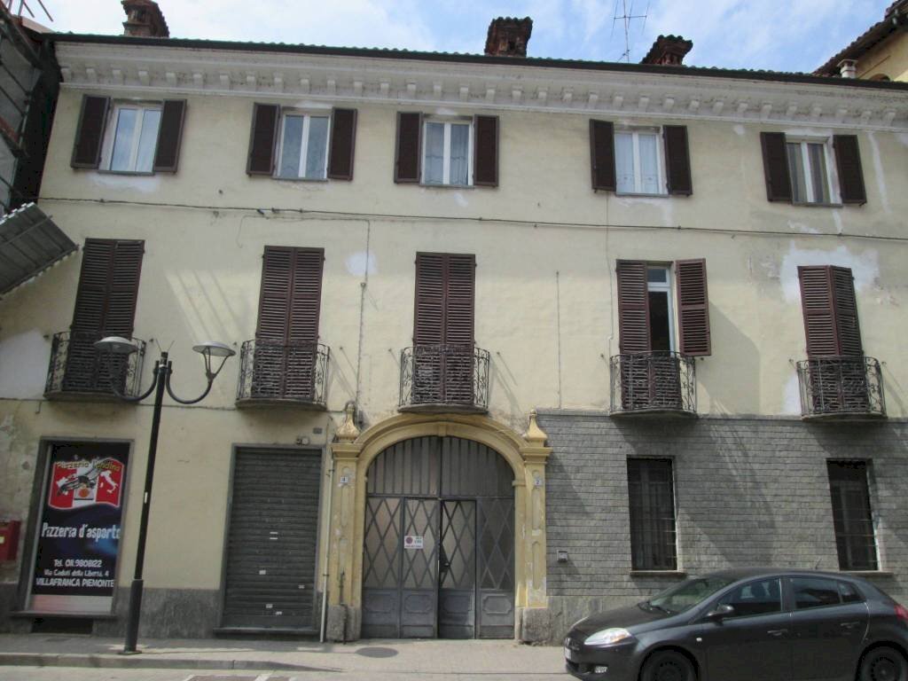 Facciata - Trilocale via Caduti per la Libertà, Villafranca Piemonte - foto 2