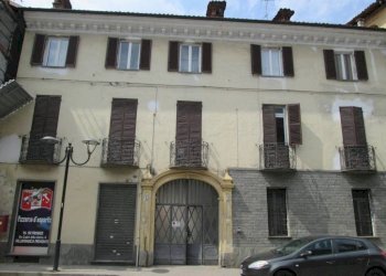 Facciata - Trilocale via Caduti per la Libertà, Villafranca Piemonte - foto 2