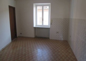 Cucina - Trilocale via Caduti per la Libertà, Villafranca Piemonte - foto 13