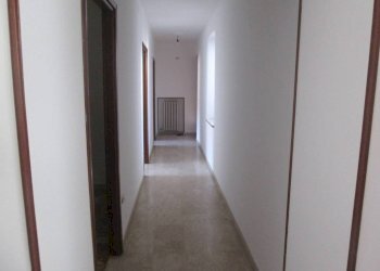 Corridoio - Trilocale via Caduti per la Libertà, Villafranca Piemonte - foto 14