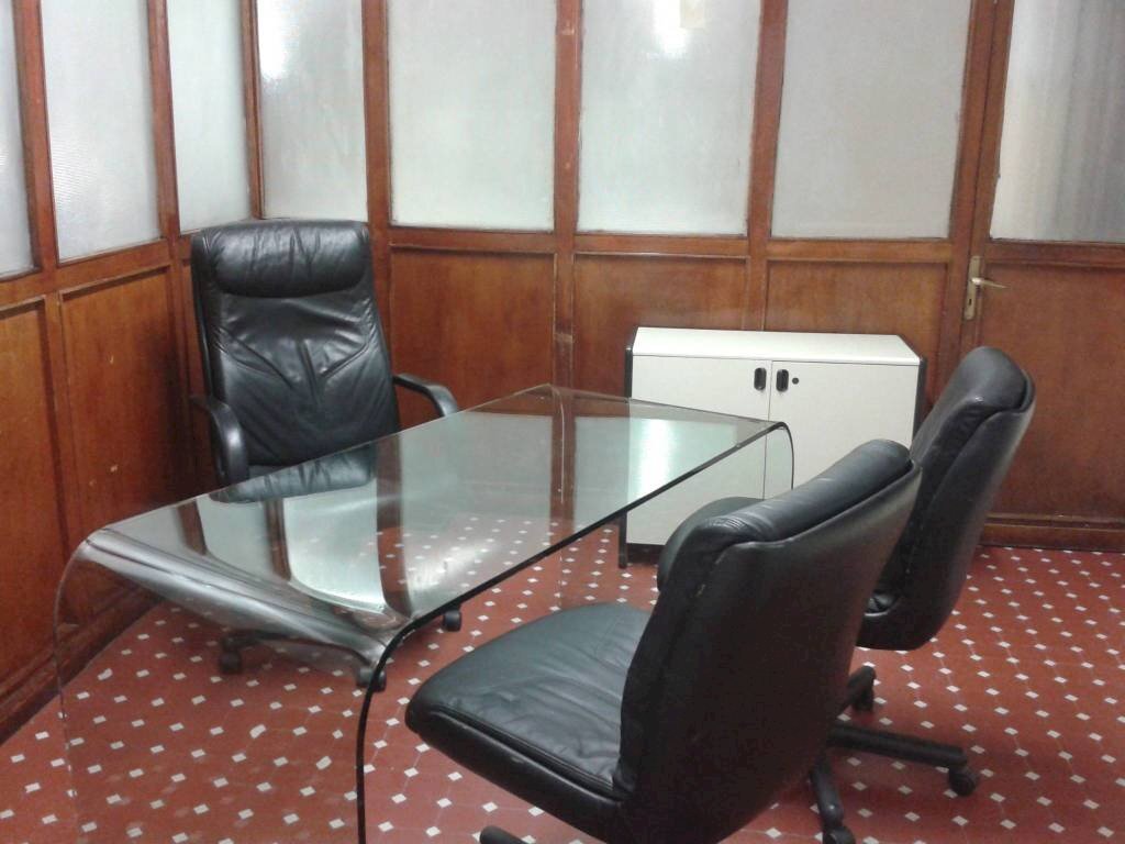 Stanza arredata - Office via Antonio Cantore, 8, Genova (neighborhood Sampierdarena) - photo 1