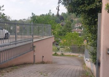 Rampadi accesso privata e chiusa con cancello - Box strada Comunale di Cavoretto, 56/12, Torino - foto 7