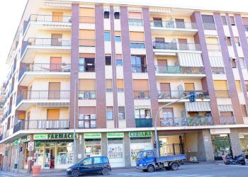 Trilocale Strada Carignano, Moncalieri - foto 1