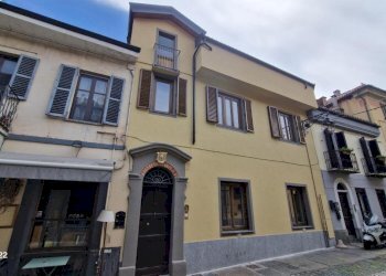 One-room apartment Via Santa Croce, Torino - photo 1