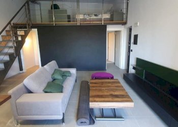 One-room apartment Via Santa Croce, Torino - photo 4