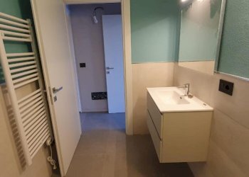 One-room apartment Via Santa Croce, Torino - photo 12