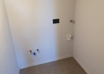 One-room apartment Via Santa Croce, Torino - photo 15