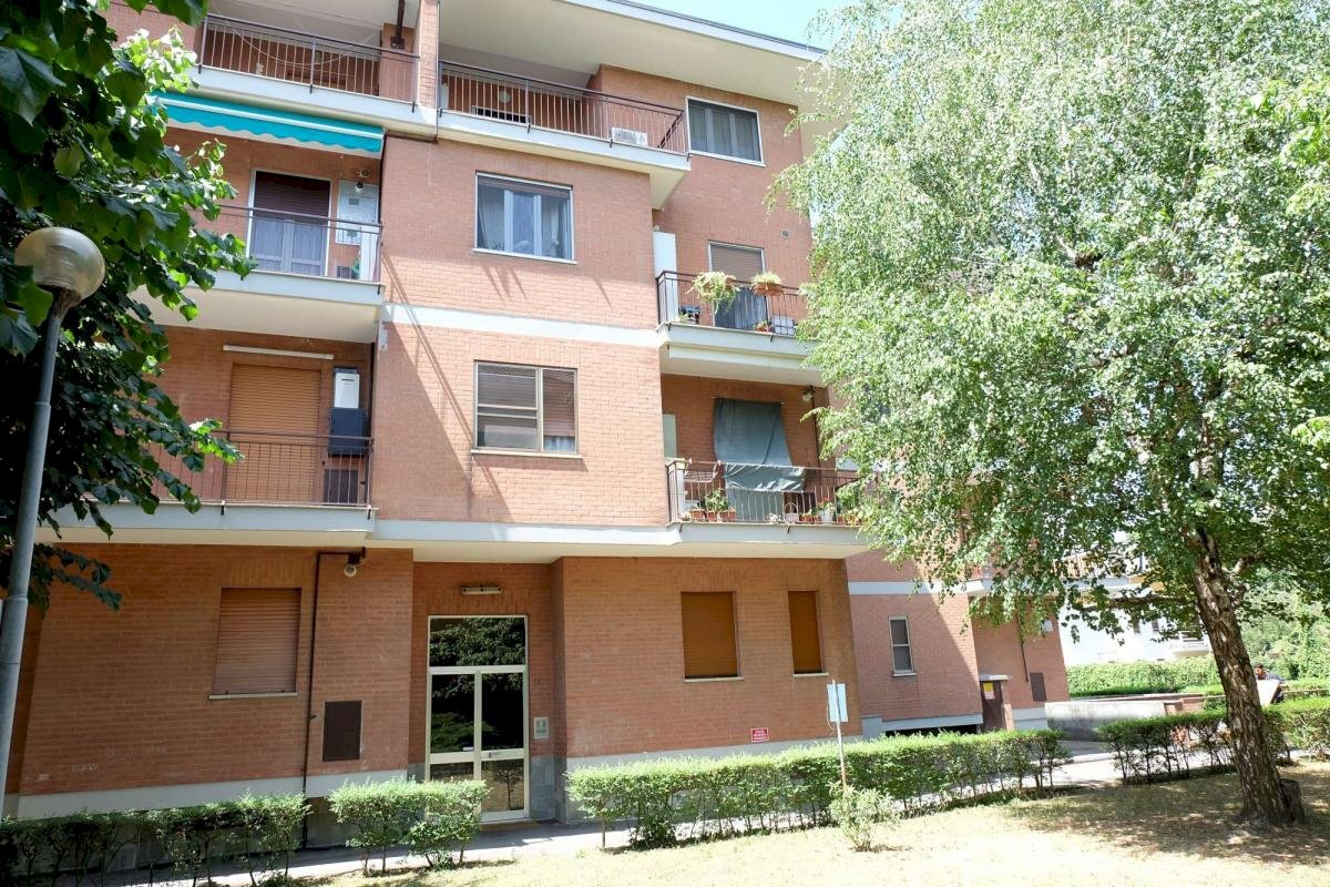 Three-room apartment Via Togliatti, Piossasco - photo 1