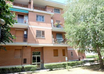 Three-room apartment Via Togliatti, Piossasco - photo 1