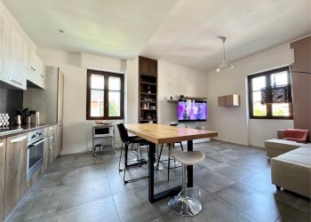 Three-room apartment via bruno di tornaforte 17, Cuneo (neighborhood Cuneo Nuova) - photo 2