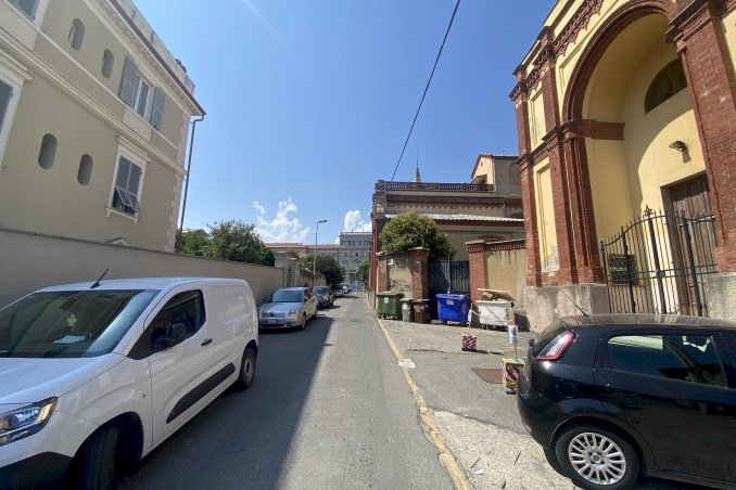 Box Savona, Savona (zona Villetta) - foto 1