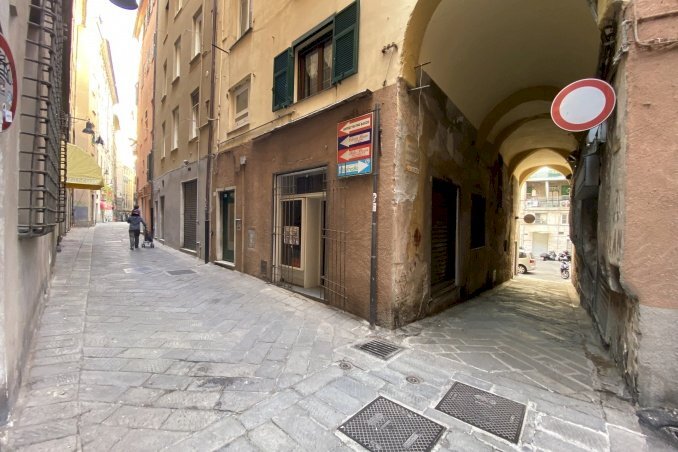 Commercial Premises Savona, Savona (neighborhood Darsena) - photo 1