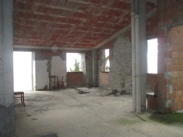 Independent house Neirone - photo 1