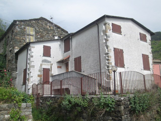 Independent house Borzonasca - photo 1