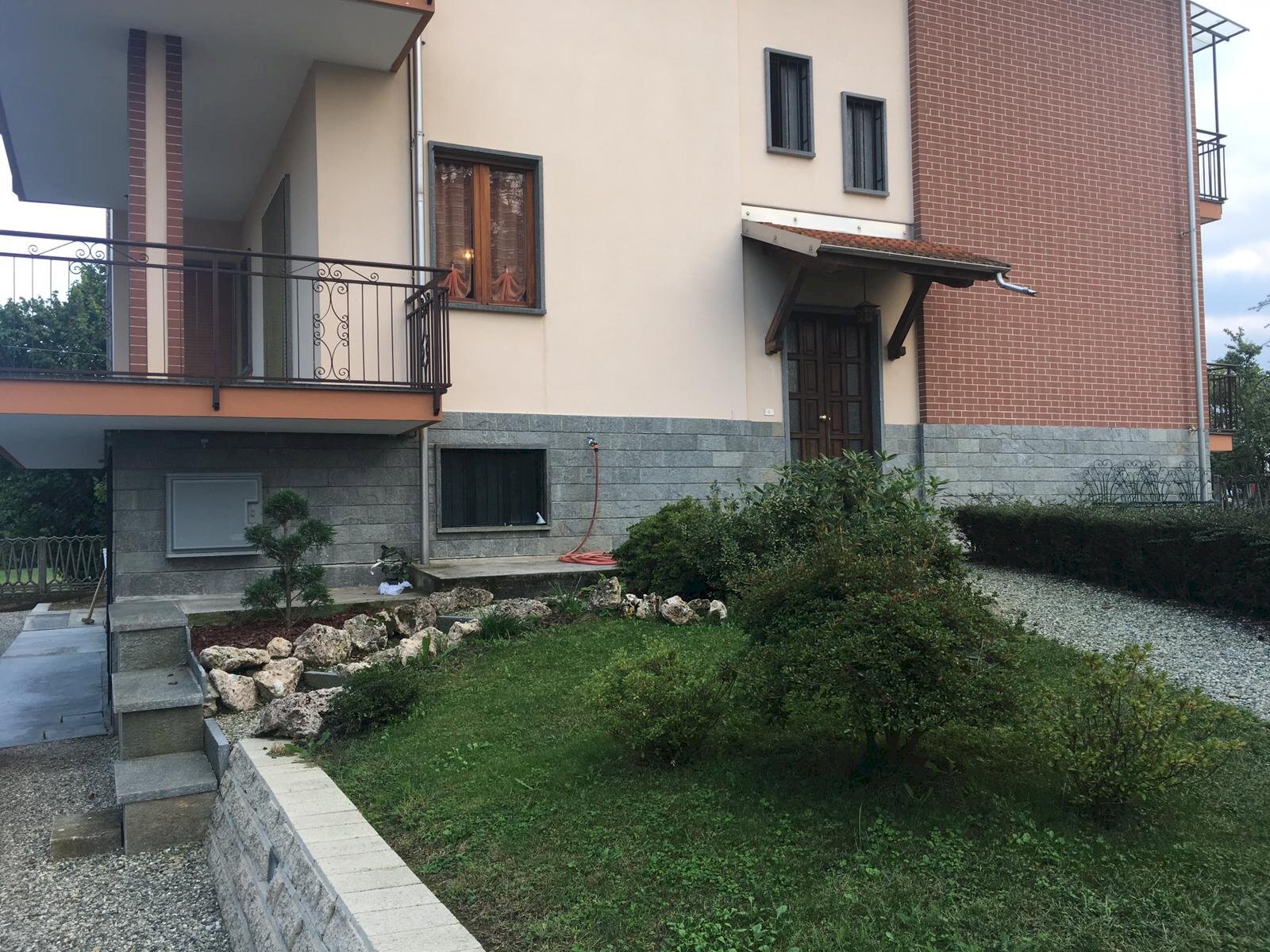 Four-room apartment Via Sant'Anna, 2, Bagnolo Piemonte - photo 3