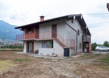 Casa indipendente Via Madonna delle Grazie , 10, Envie - foto 3