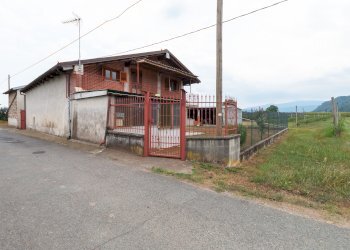 Casa indipendente Via Madonna delle Grazie , 10, Envie - foto 12