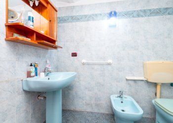 Casa indipendente Via Madonna delle Grazie , 10, Envie - foto 27