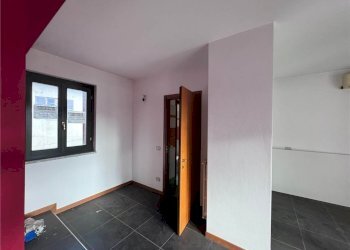 Trilocale PIAZZA LE PETIT, Ponte Lambro - foto 4