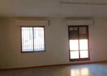 Locale Commerciale -, Vetralla - foto 2