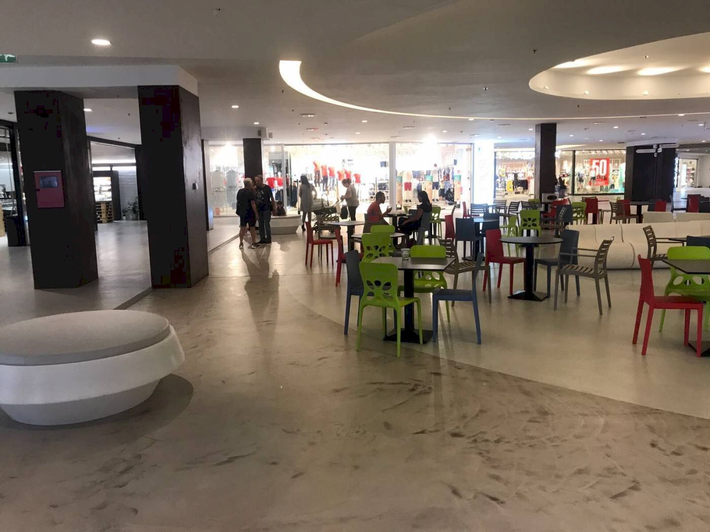 foto - Negozio viale Michelangelo, Volla - foto 2