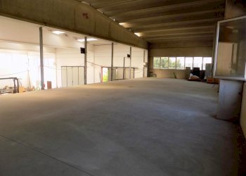 Capannone Caramagna Piemonte - foto 3