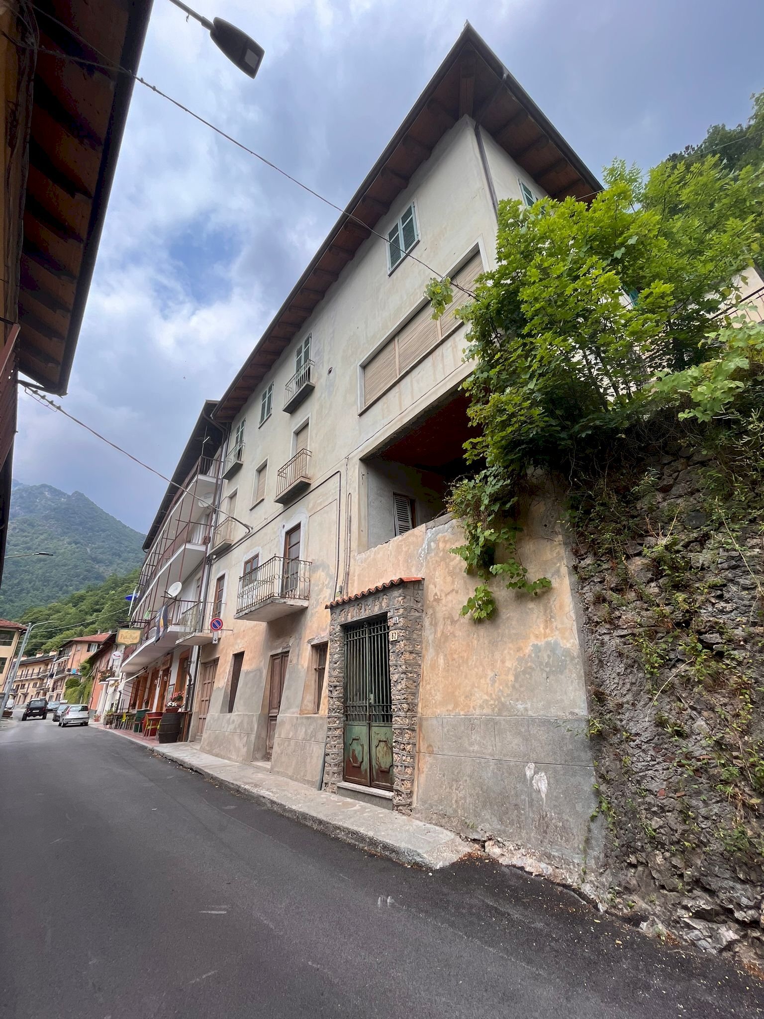 Appartamento via IV Novembre, 40, Pradleves - foto 1