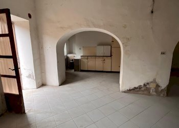 Appartamento via IV Novembre, 40, Pradleves - foto 4