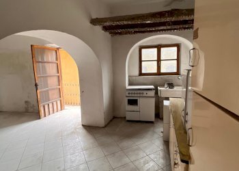 Appartamento via IV Novembre, 40, Pradleves - foto 6