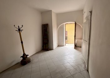 Appartamento via IV Novembre, 40, Pradleves - foto 7