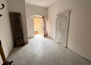 Appartamento via IV Novembre, 40, Pradleves - foto 8