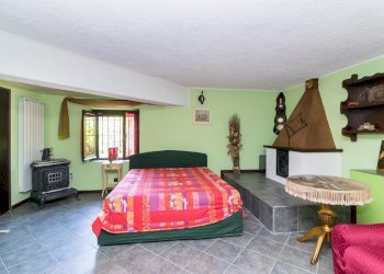 Casa indipendente Borgata Santa Margherita di Calcinere, Snc, Paesana - foto 11