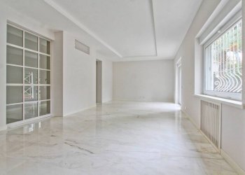 soggiorno - Apartment viale di Villa Grazioli, 10, Roma - photo 26
