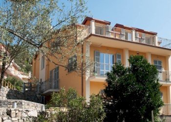 Facciata - Trilocale via Giovanni Trossarelli, 21B, Genova - foto 2