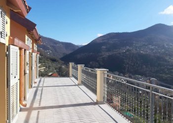 Terrazzo - Trilocale via Giovanni Trossarelli, 21B, Genova - foto 4