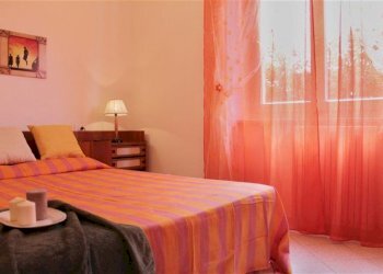 Bilocale Viale Italia 26, Castagneto Carducci - foto 1