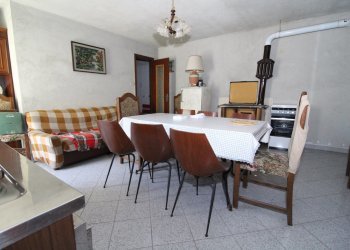 Interno - Casa indipendente Borgata Sibona, 2, Brossasco - foto 7