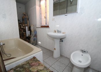 Interno - Casa indipendente Borgata Sibona, 2, Brossasco - foto 9