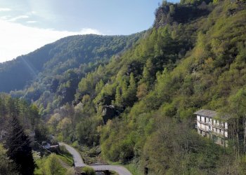 Esterno - Casa indipendente Borgata Sibona, 2, Brossasco - foto 2