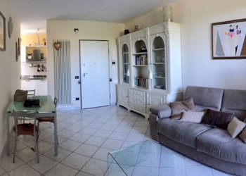 Apartment Reggio nell'Emilia - photo 1