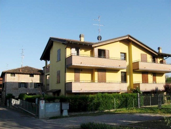 Apartment Reggio nell'Emilia - photo 2