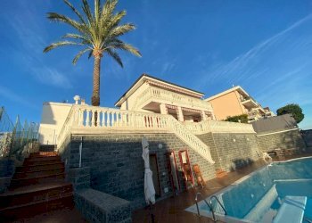 Facciata - Attività Commerciale corso Giacomo Matteotti, 22, Milano - foto 6