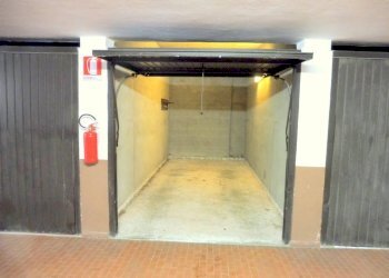 Il box - Box via Roma, 39, Fenestrelle - foto 7