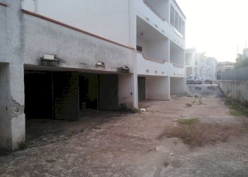 Box Via DEI LIMONI, Rodi Garganico - foto 9