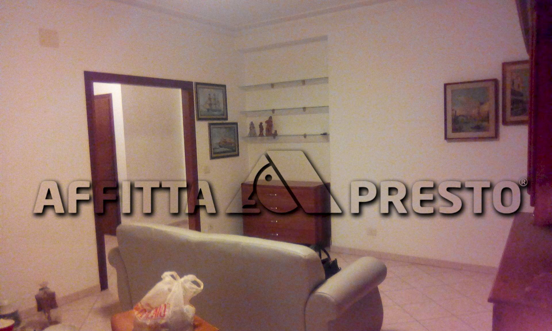 Four-room apartment Cecina - photo 1