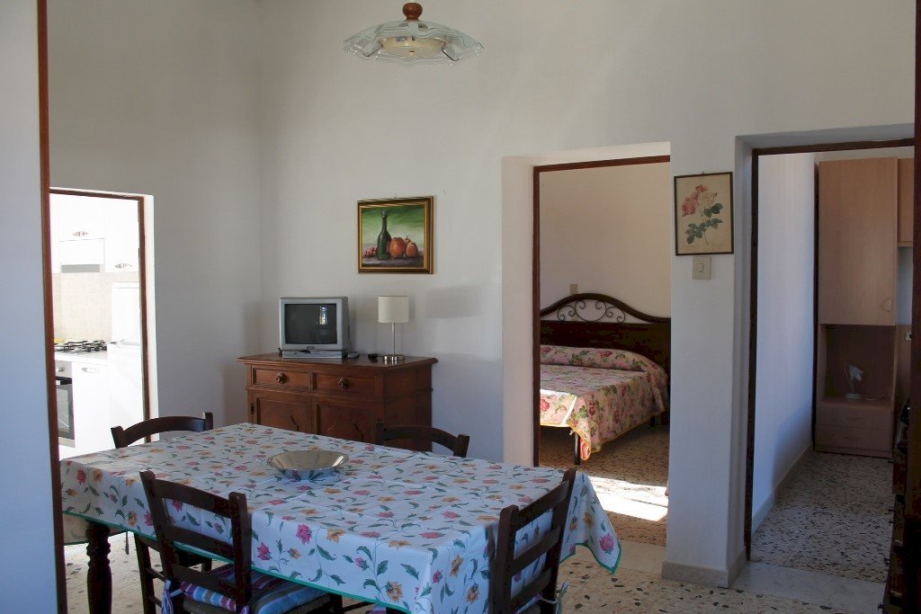 Three-room apartment Viale Italia 2, Castagneto Carducci - photo 3