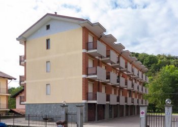 Bilocale Via Pratoguglielmo Condominio I Maggiolini, 1, Paesana - foto 19